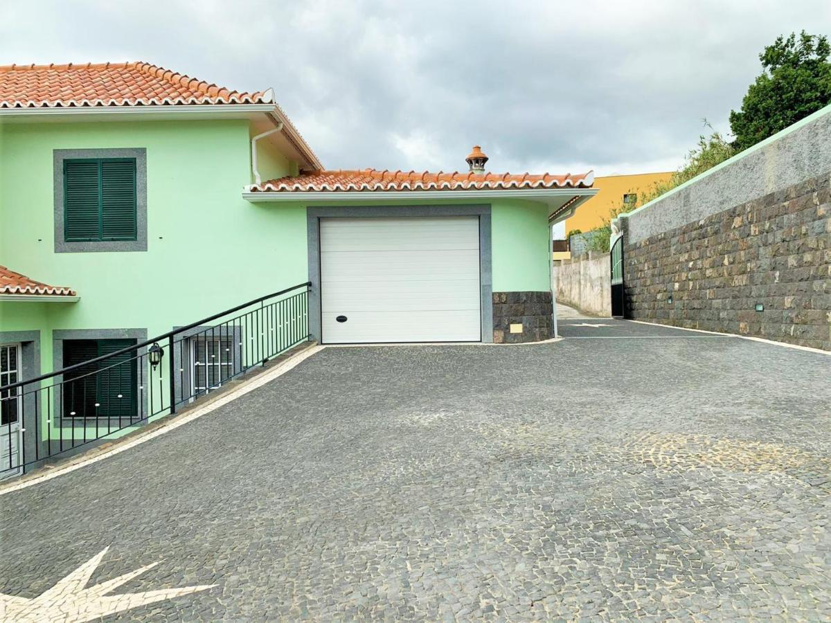 Villa With Panoramic Harbor View Funchal  Exterior photo